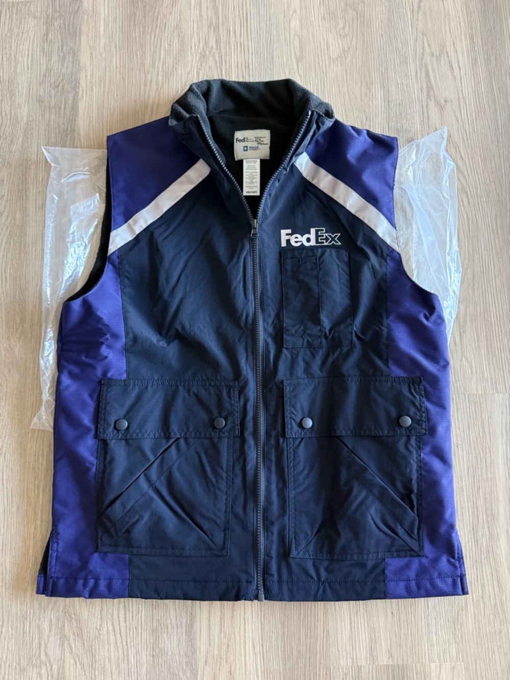 FedEx Men’s Navy & Purple Delivery Work Vest NWT Size M